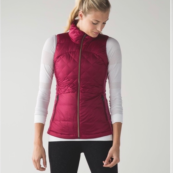 Lululemon" Down For A Run Vest-Berry Rumble - Picture 3 of 16